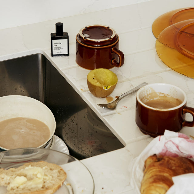 croissant café — tonka by versatile. This perfume smells good.